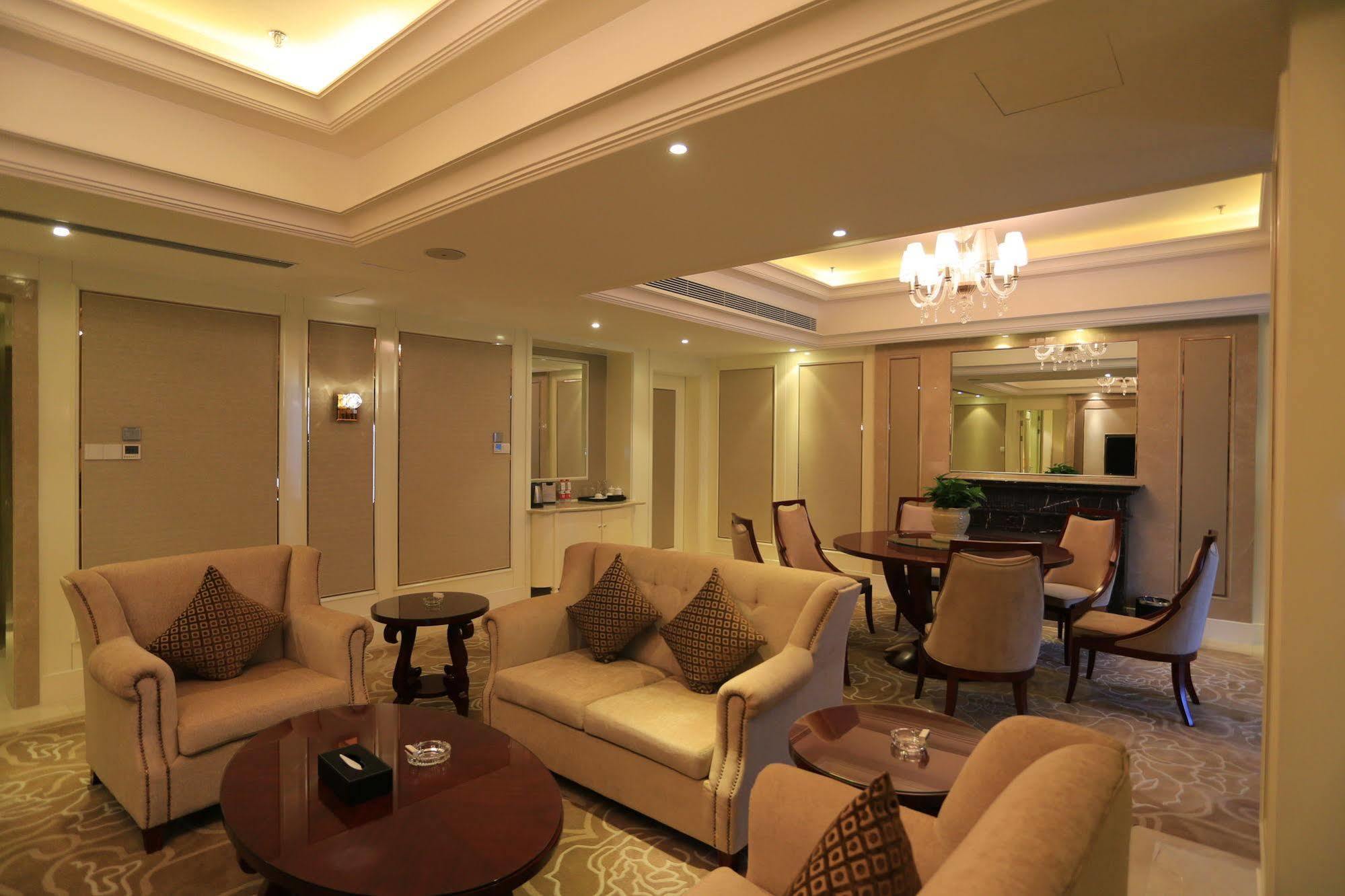 Baoji Jianguo Hotel ภายนอก รูปภาพ