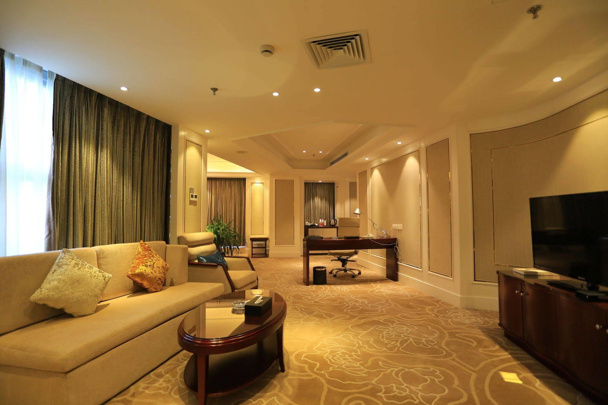 Baoji Jianguo Hotel ภายนอก รูปภาพ