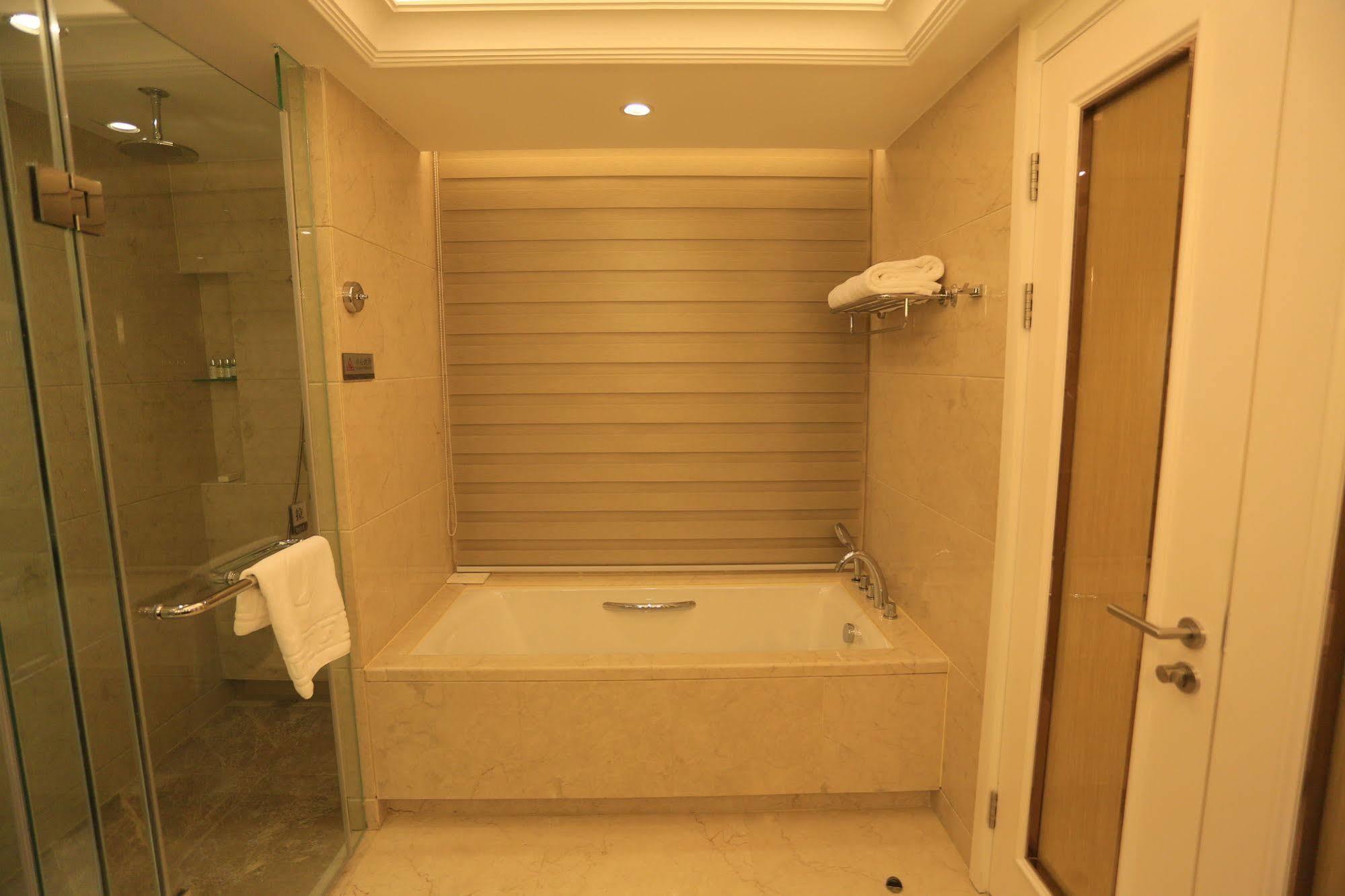 Baoji Jianguo Hotel ภายนอก รูปภาพ